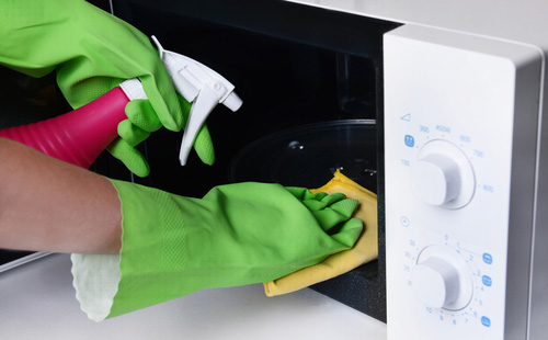 Как помыть микроволновку внутри в домашних условиях